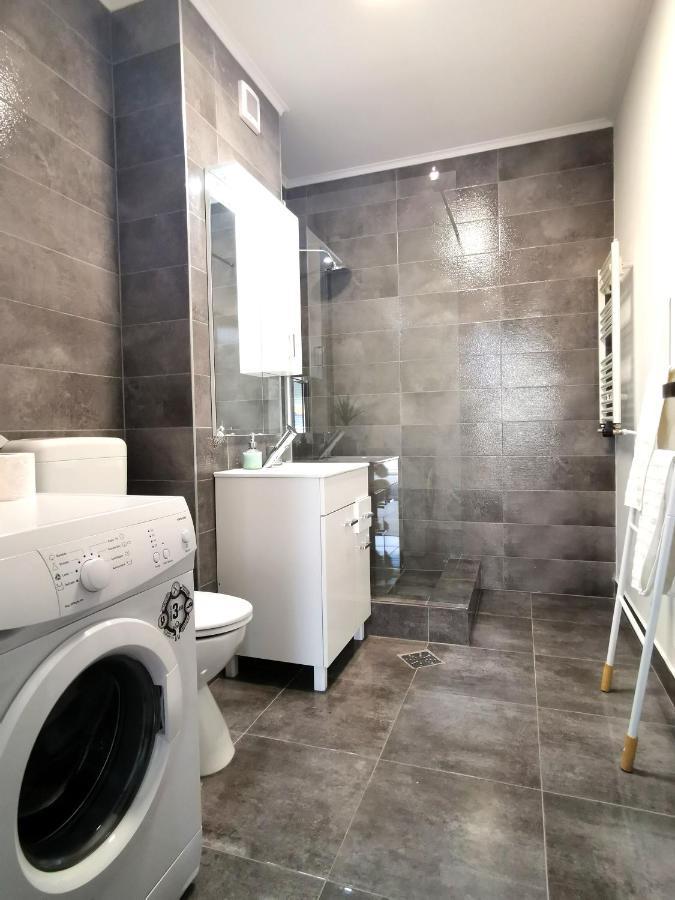 Caraway Apartment Oradea Luaran gambar